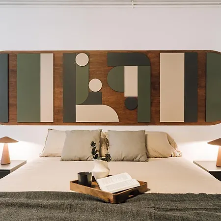 Sabah - 2 A Paradis / Petites Ecuries