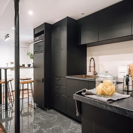 Apartment Sabah - 2 A Paradis / Petites Ecuries Paris