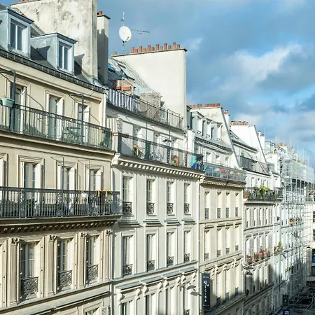 Sabah - 2 A Paradis / Petites Ecuries * Paris