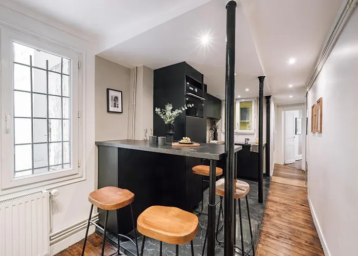 Апартаменты Sabah - 2 A Paradis / Petites Ecuries Париж