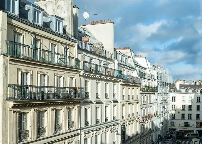 Sabah - 2 A Paradis / Petites Ecuries * Париж